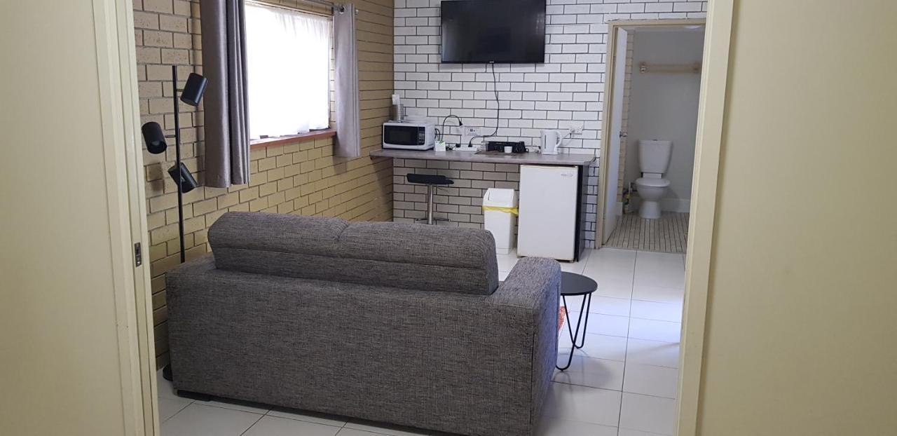 Gold Coast Airport Motel - Only 300 Meters To Airport Terminal Екстер'єр фото