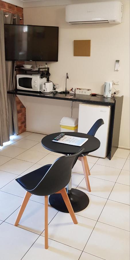 Gold Coast Airport Motel - Only 300 Meters To Airport Terminal Екстер'єр фото