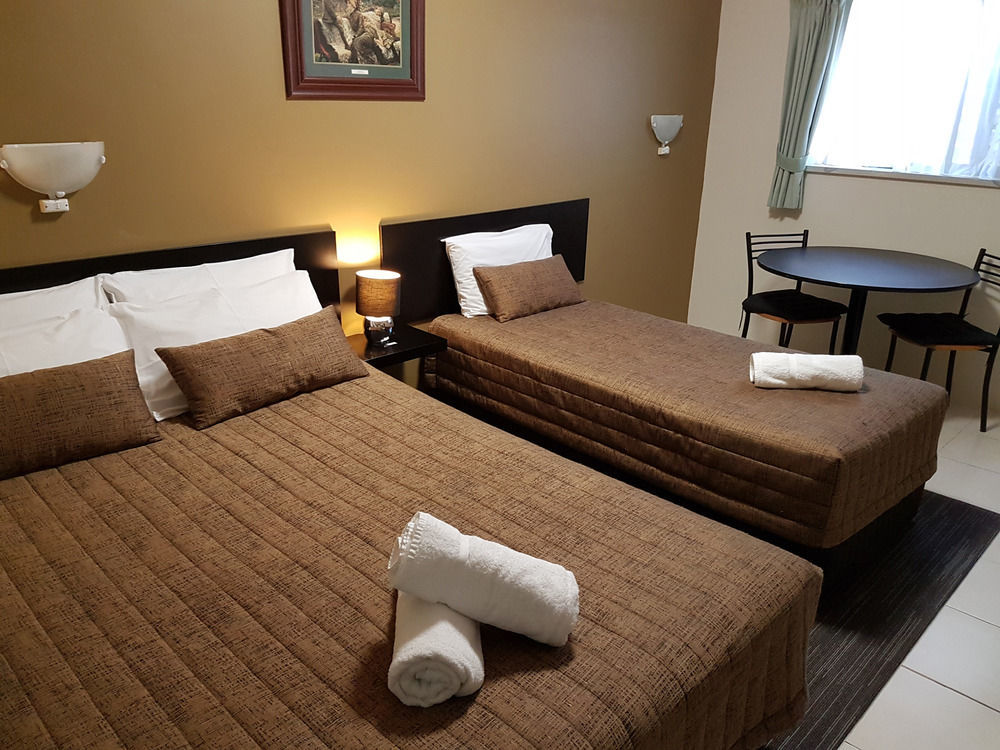 Gold Coast Airport Motel - Only 300 Meters To Airport Terminal Екстер'єр фото