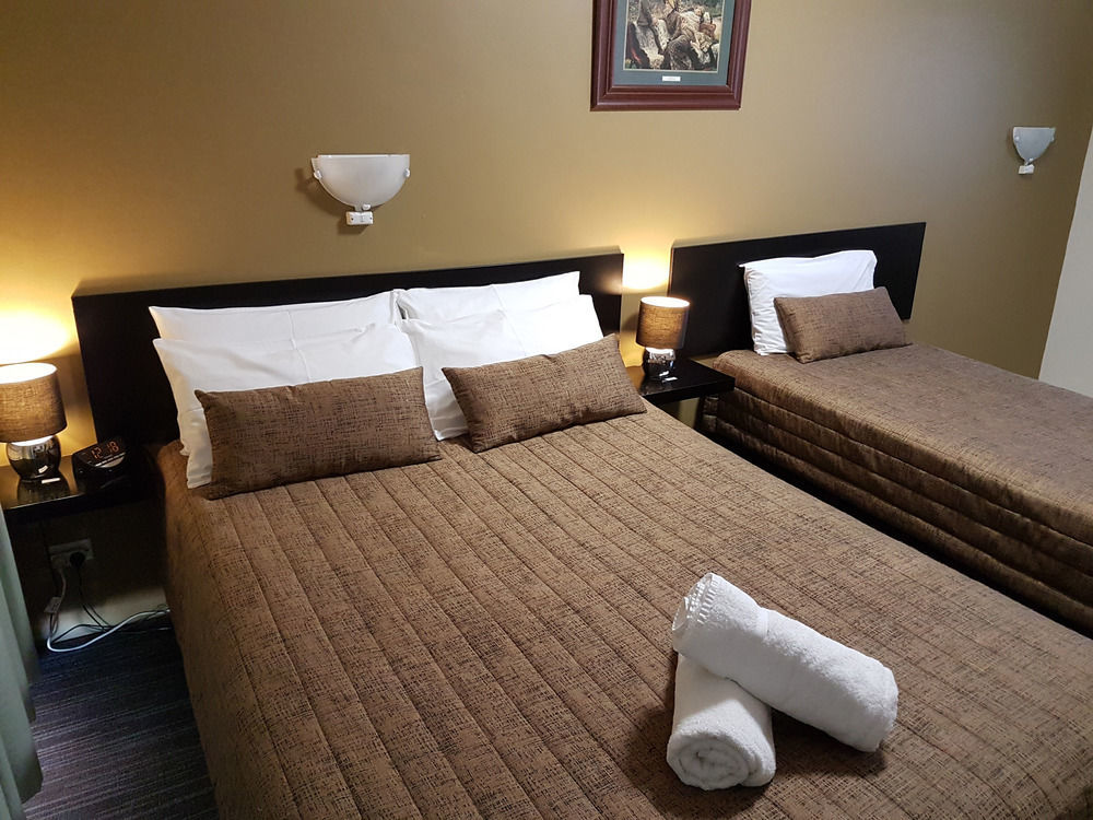 Gold Coast Airport Motel - Only 300 Meters To Airport Terminal Екстер'єр фото