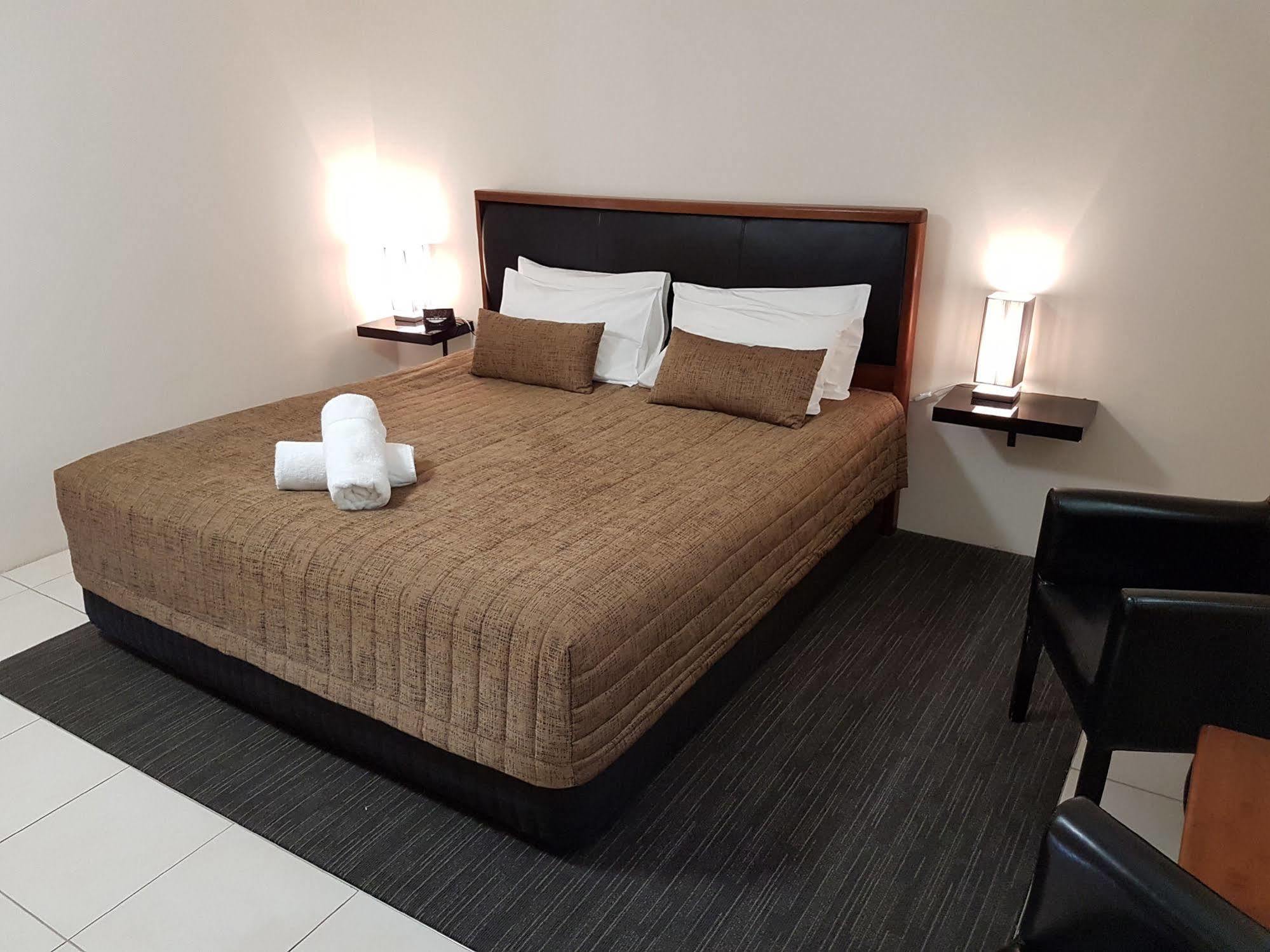 Gold Coast Airport Motel - Only 300 Meters To Airport Terminal Екстер'єр фото