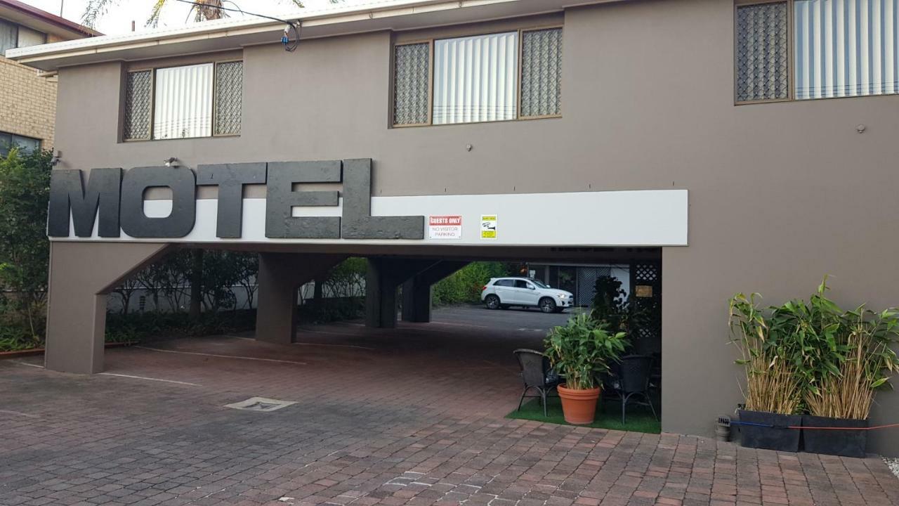 Gold Coast Airport Motel - Only 300 Meters To Airport Terminal Екстер'єр фото